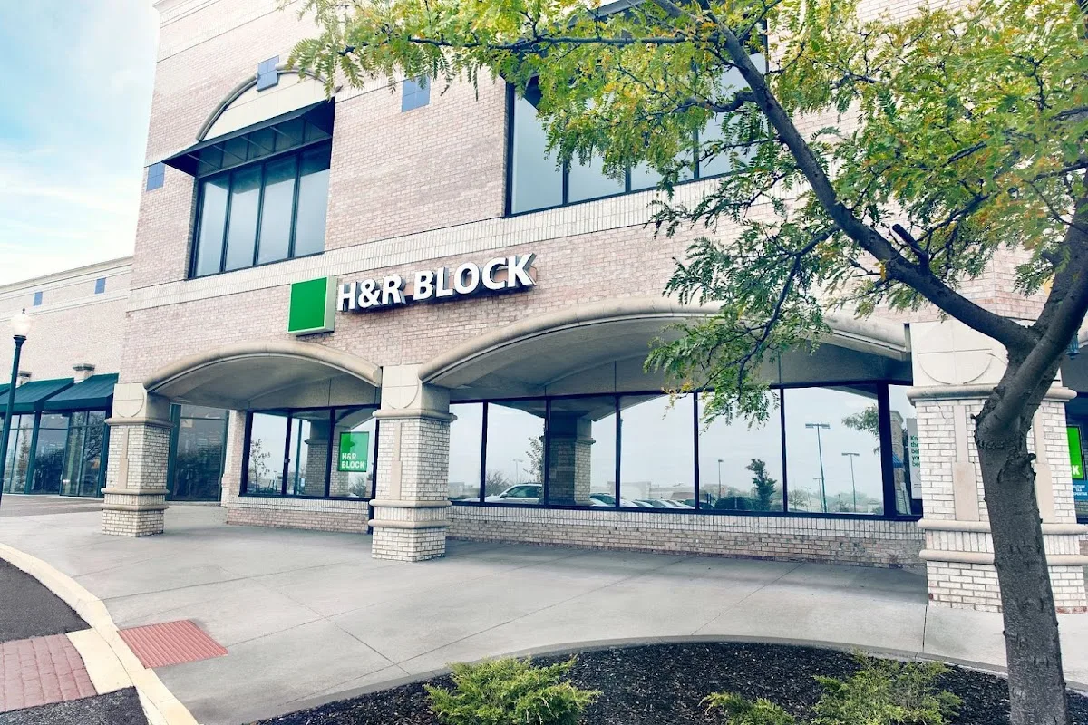 H&R Block office photo 4