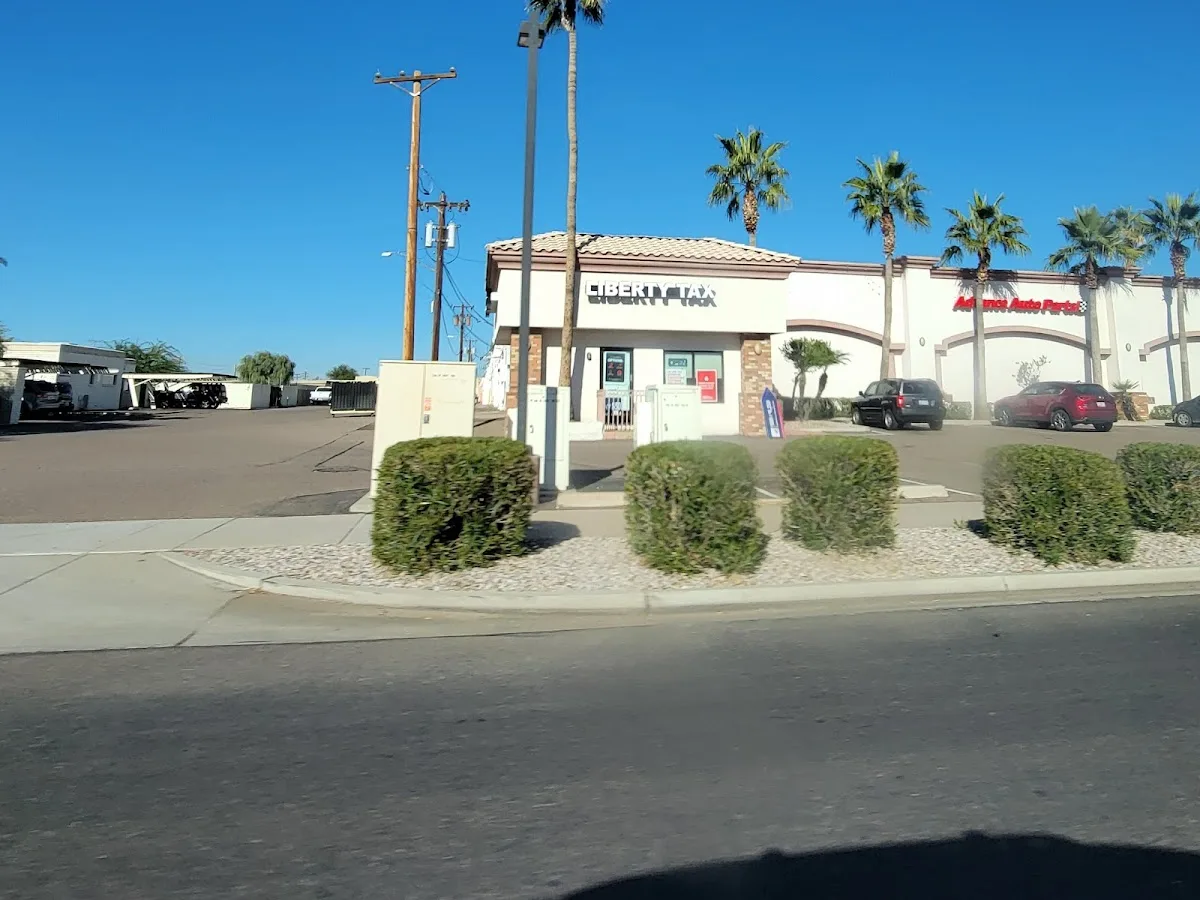 H&R Block office photo 1