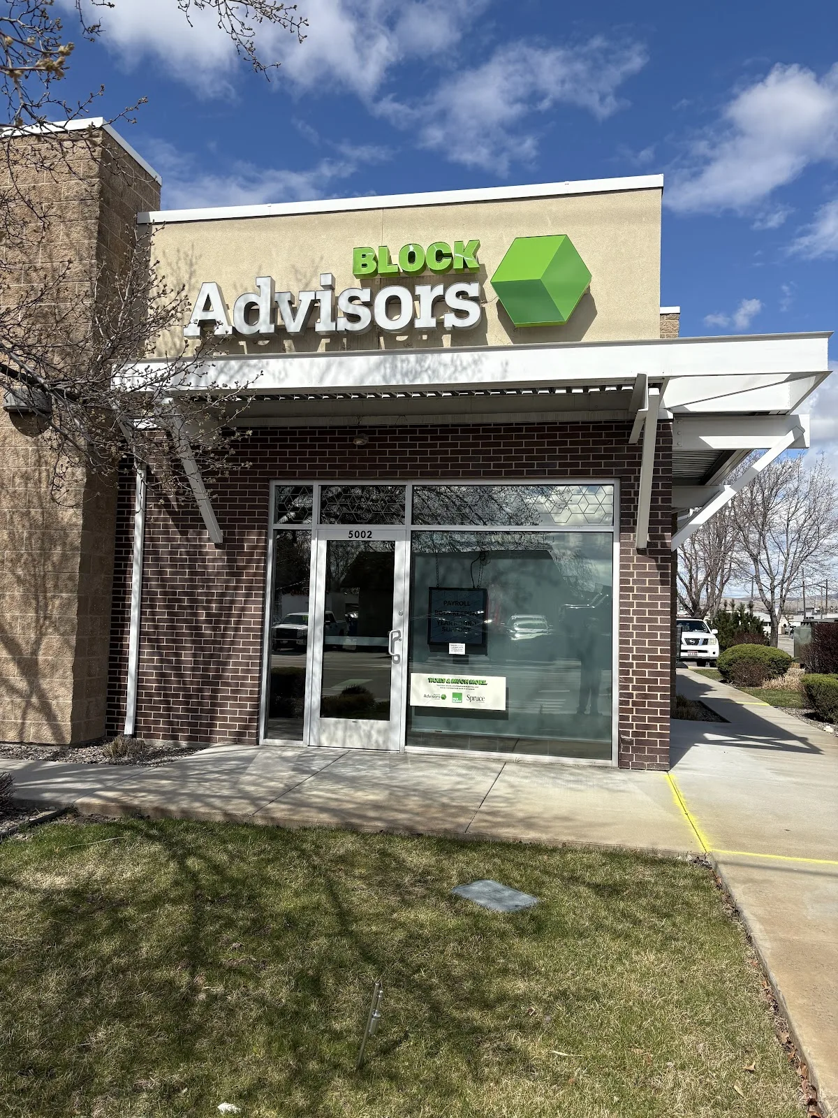 H&R Block office photo 4