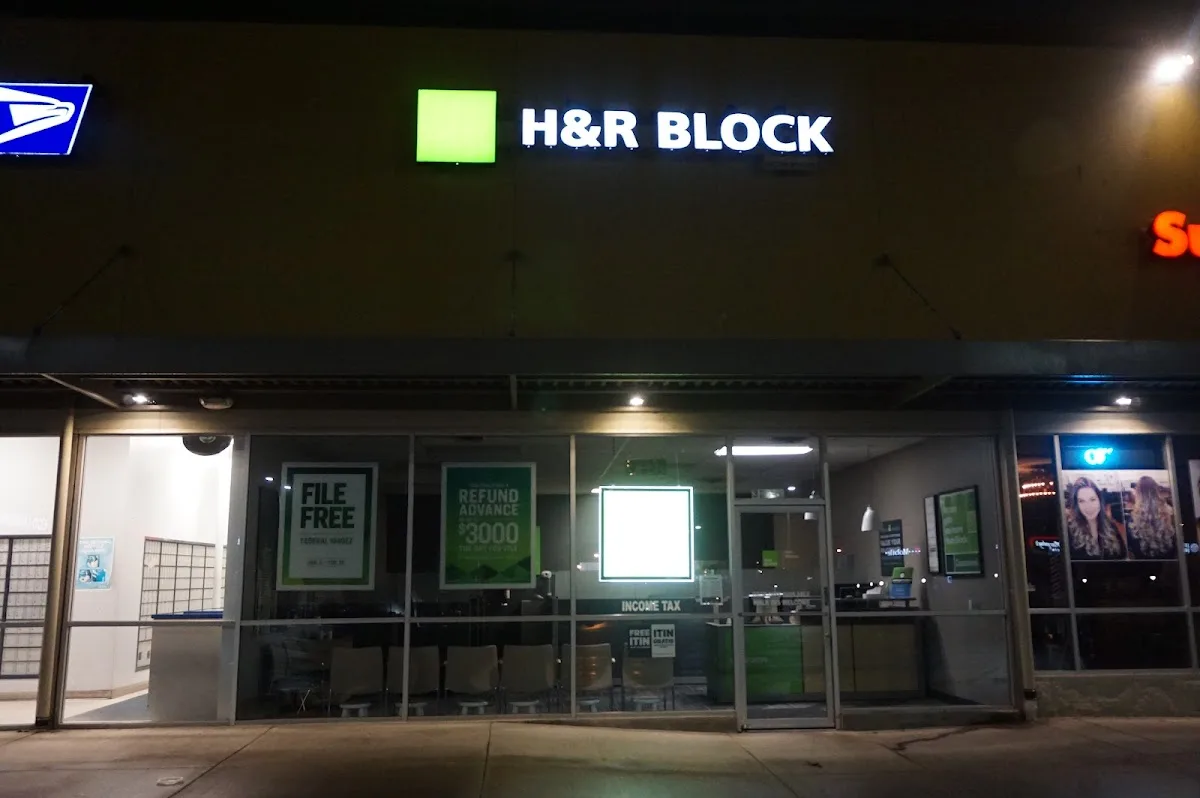 H&R Block office photo 5