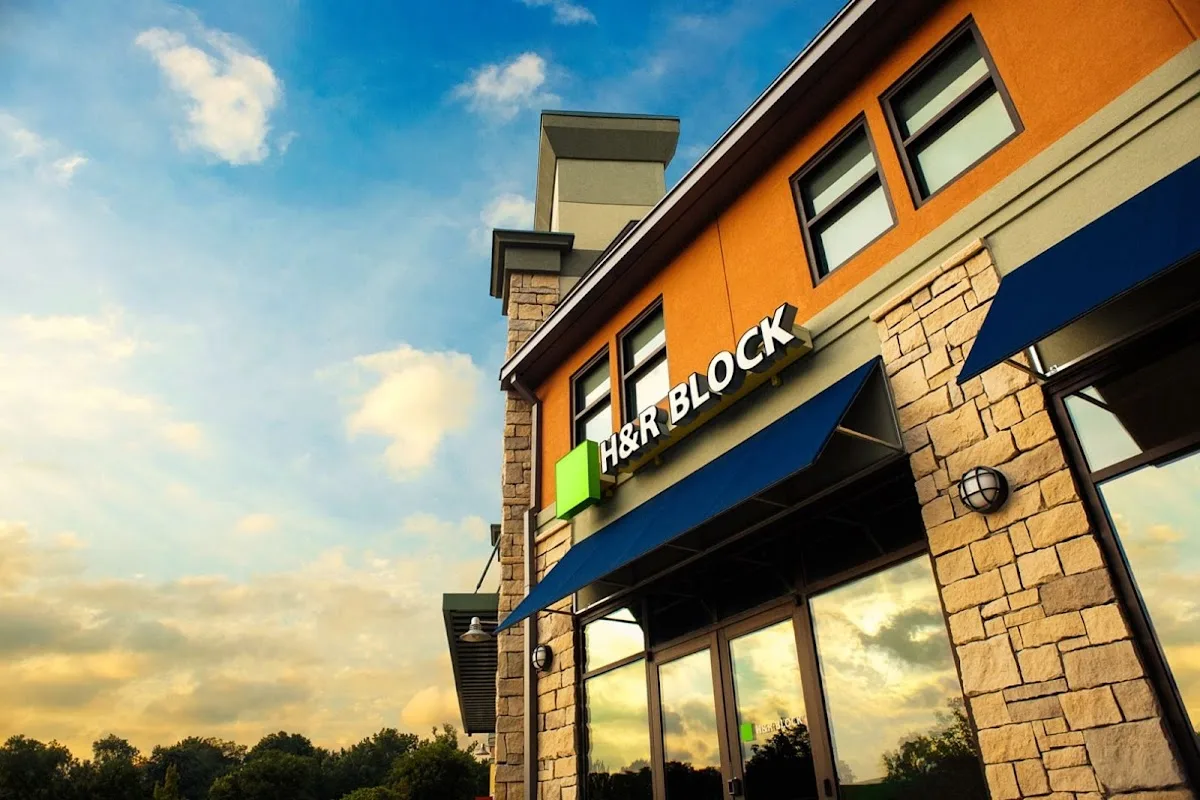 H&R Block office photo 4