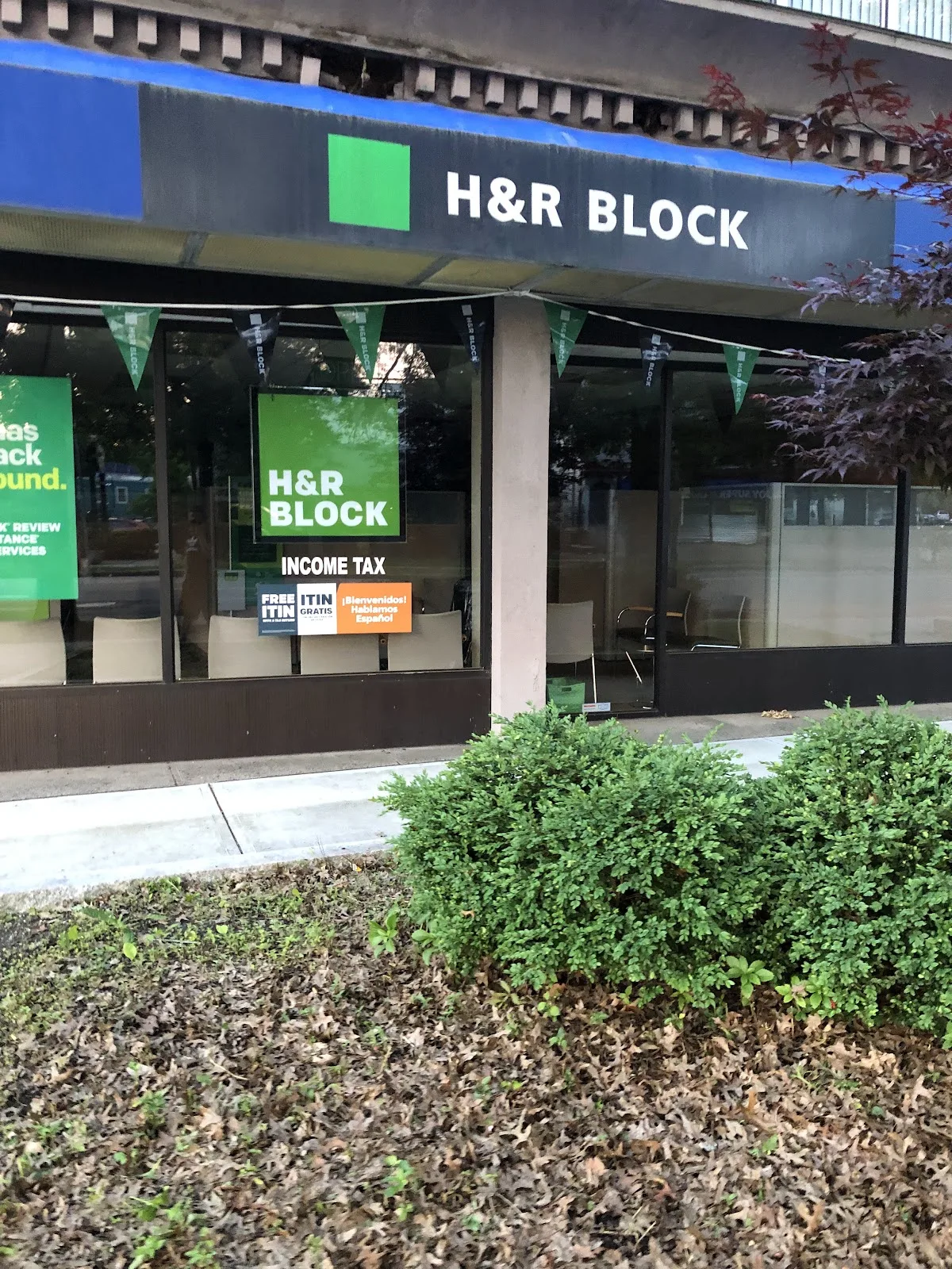 H&R Block office photo 2