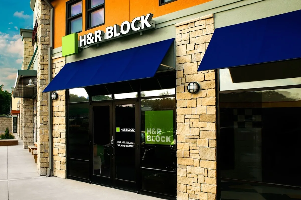 H&R Block office photo 5