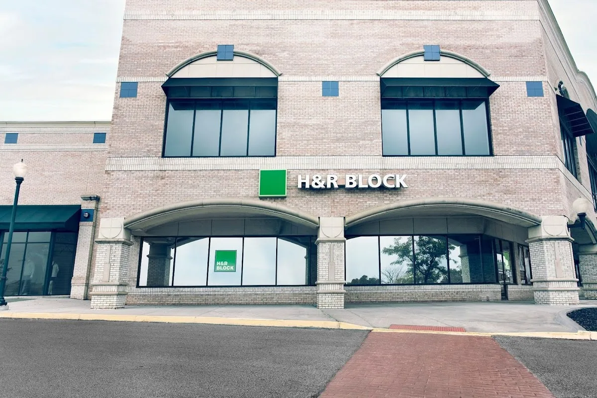 H&R Block office photo 1