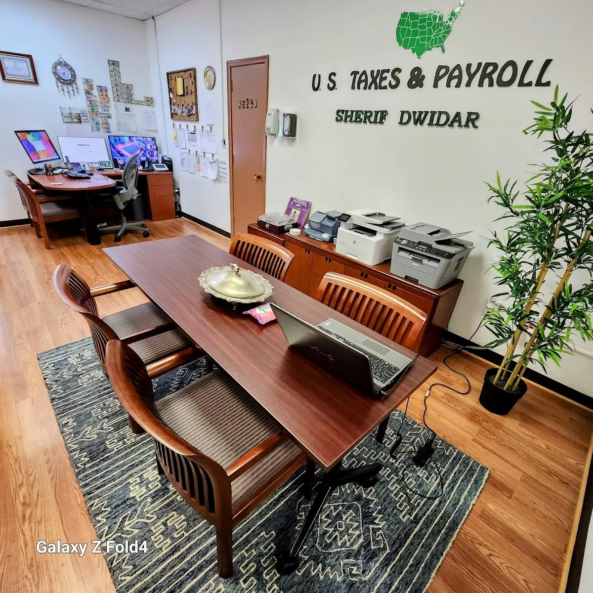 H&R Block office photo 3