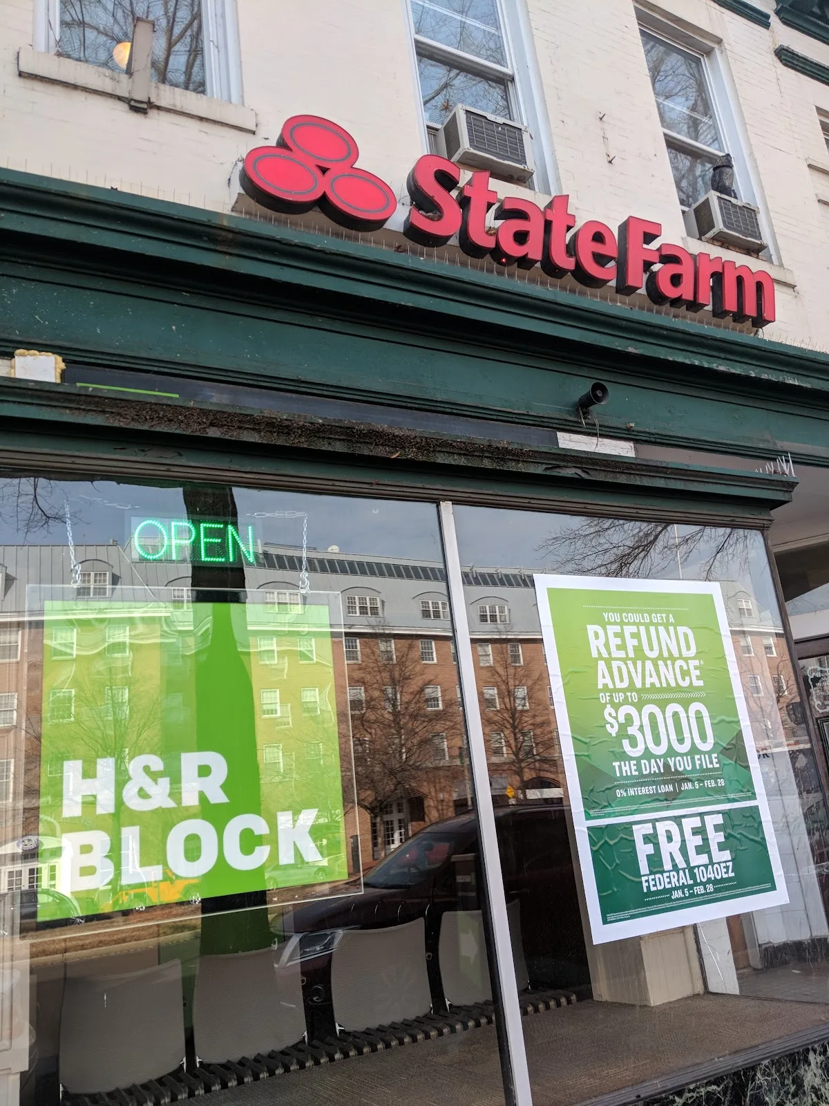 H&R Block office photo 3
