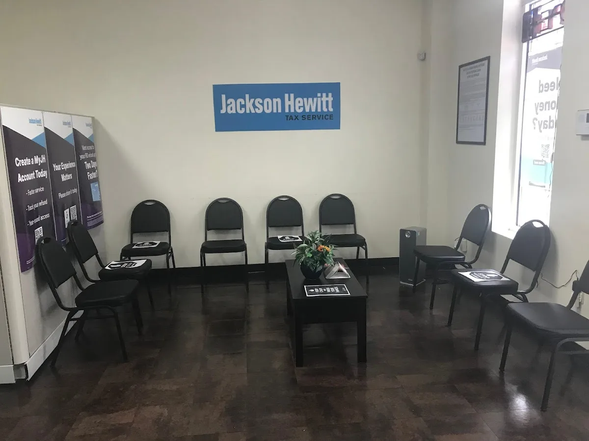 H&R Block office photo 4