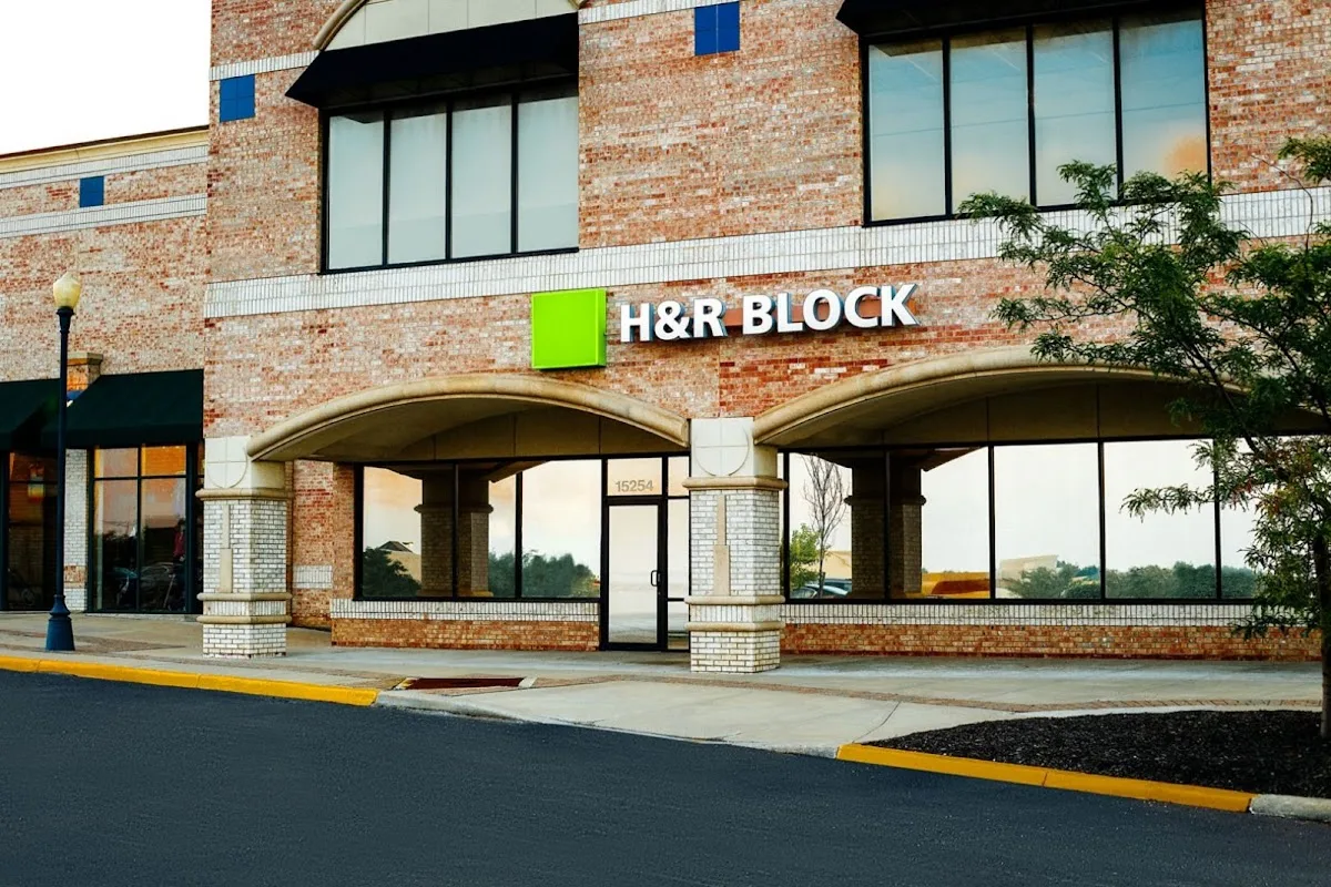 H&R Block office photo 1