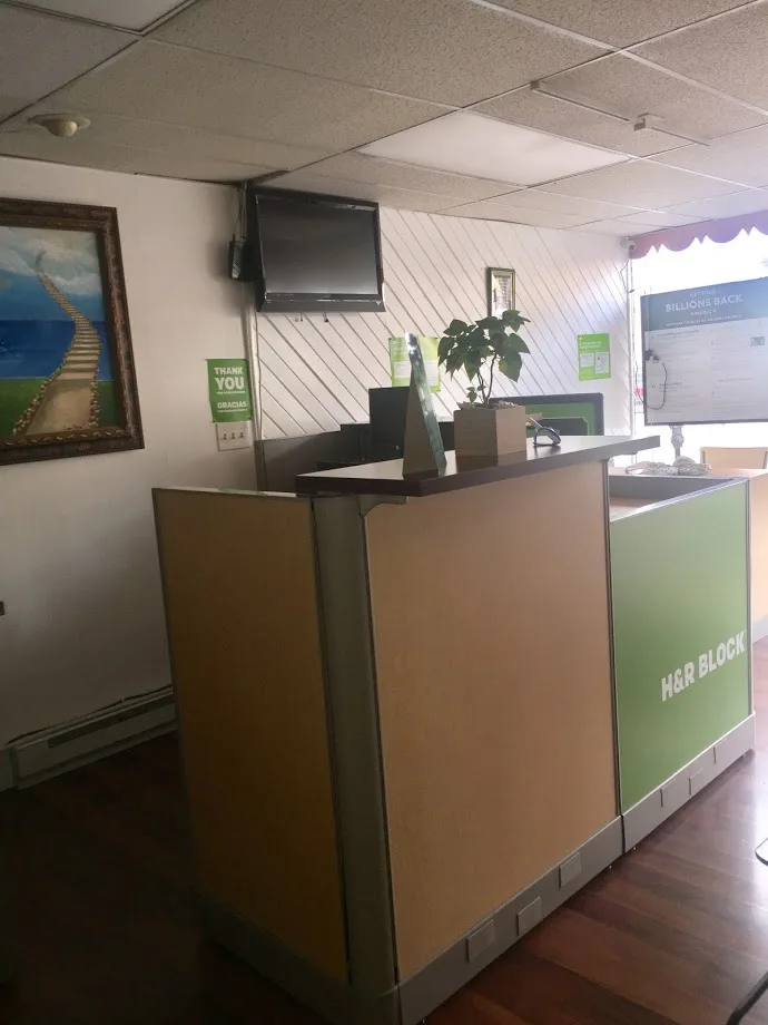 Lehigh Multiservice - Immigration Service, Tax Service & Notary Public