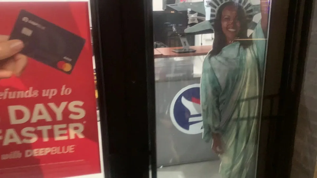 Liberty Tax office photo 3