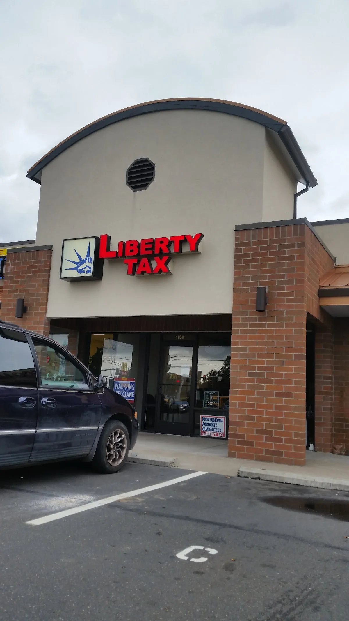 Liberty Tax office photo 3