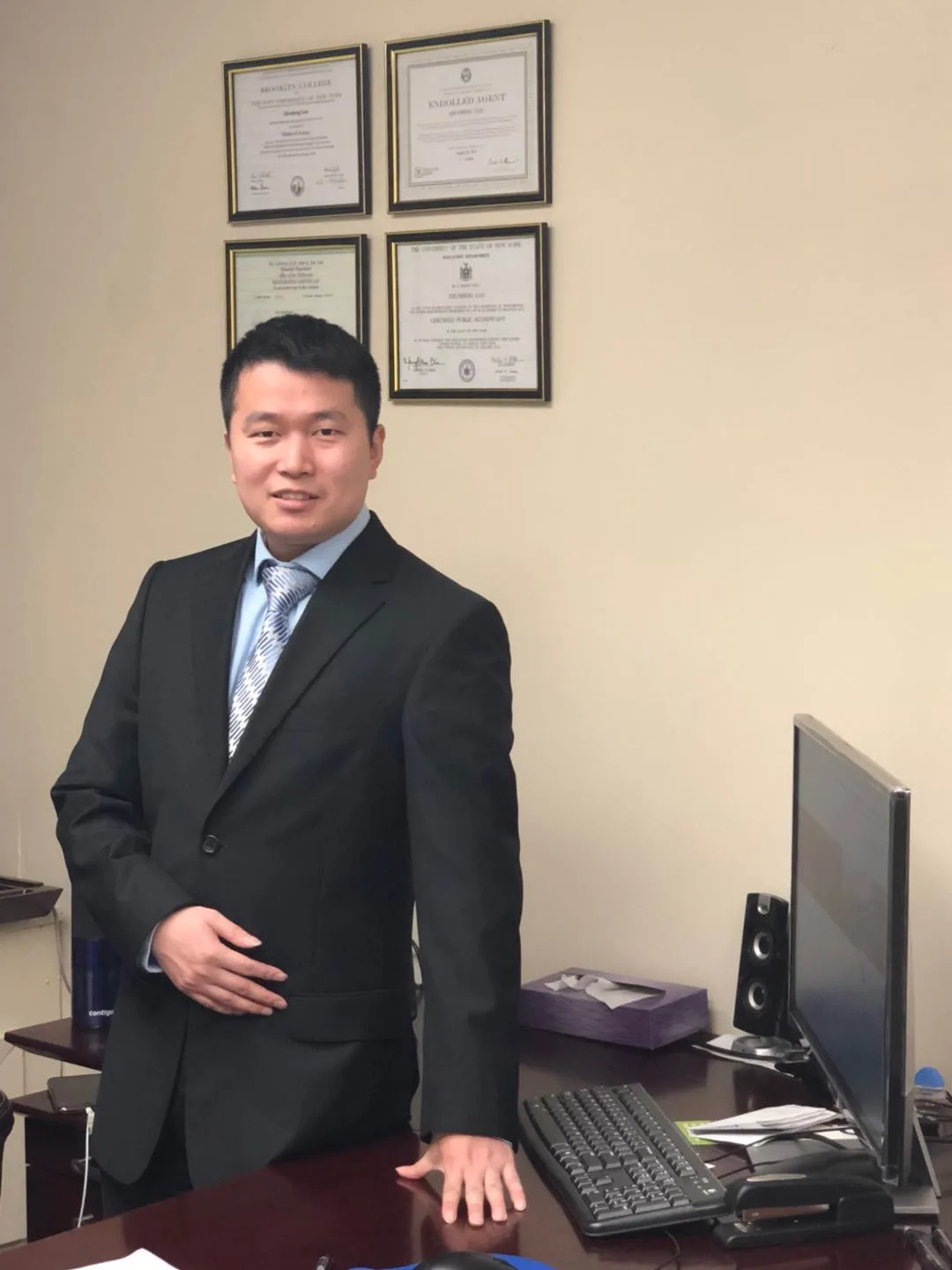 LUO CPA PLLC office photo 5