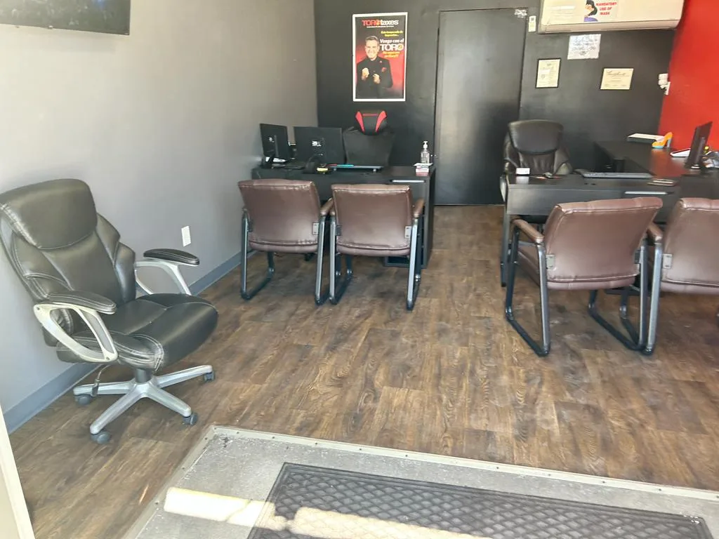 Toro Taxes office photo 1